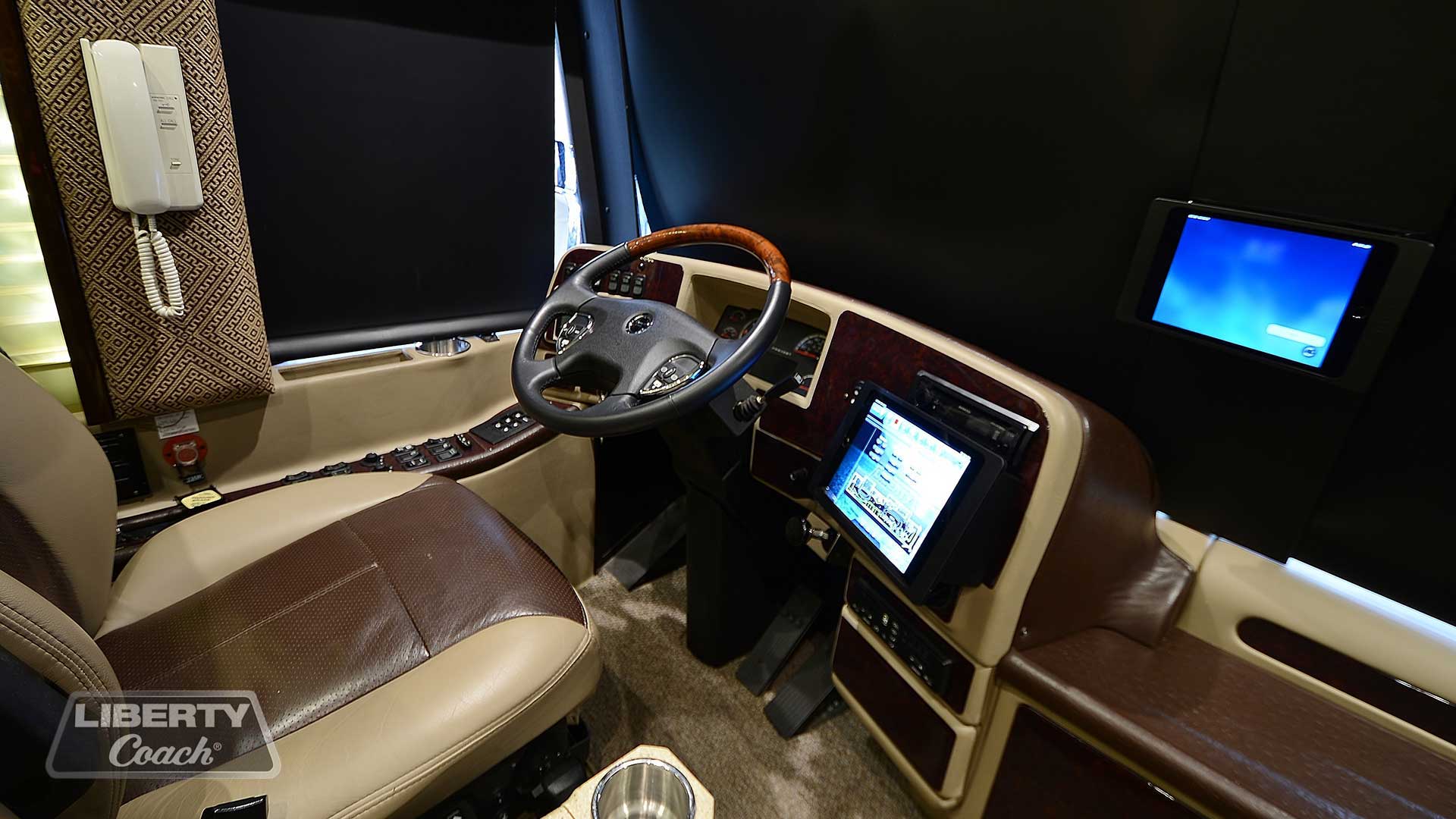Liberty-Coach-5390-Cockpit-Gallery-NEW.jpg